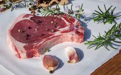 Czy podatek od mięsa wyszedłby nam na zdrowie?